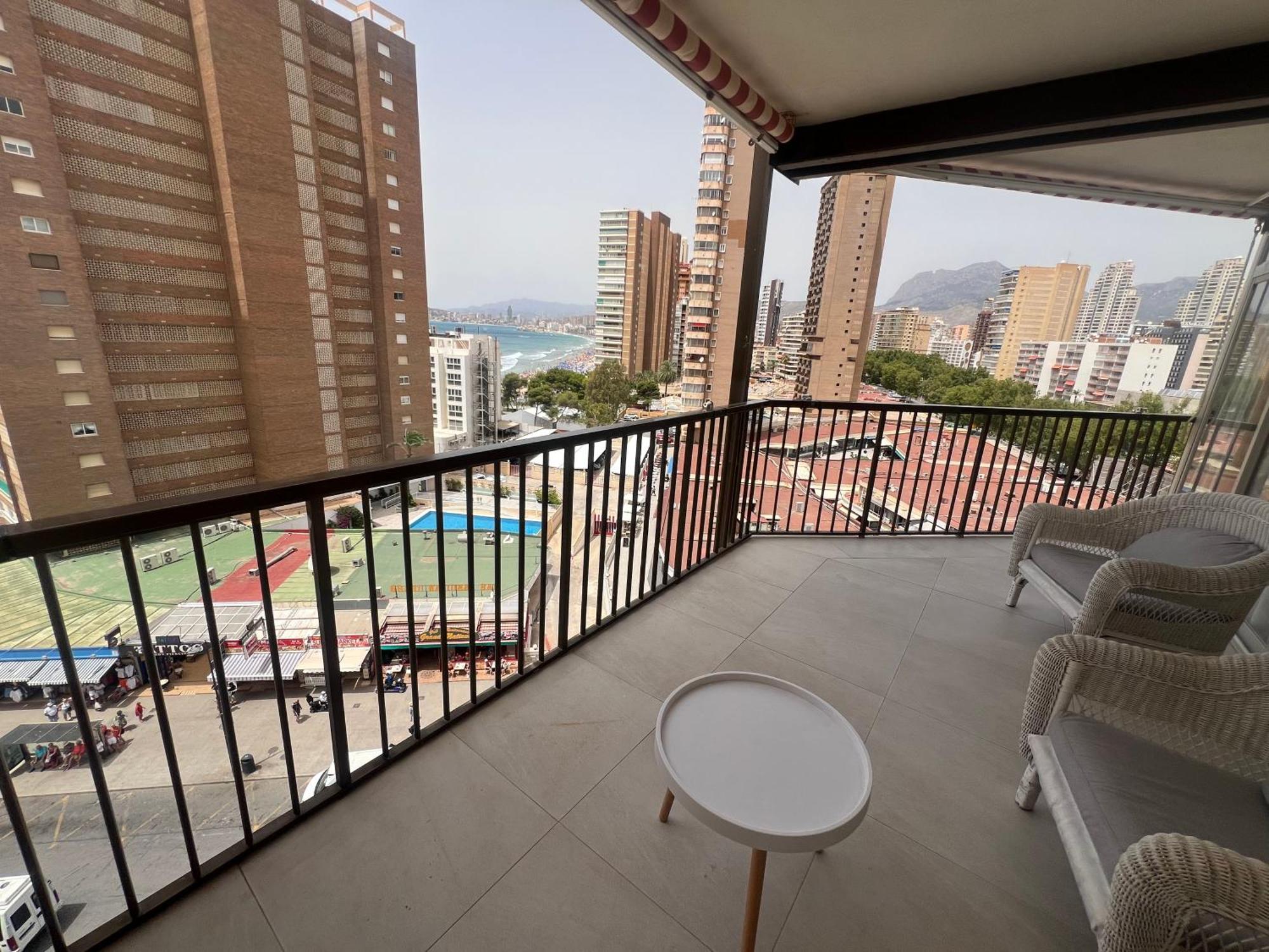 Апартаменты La Torre Sol Y Playa Бенидорм Экстерьер фото